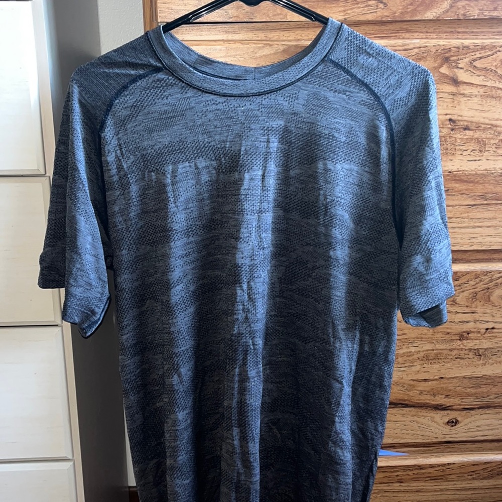 Lululemon T